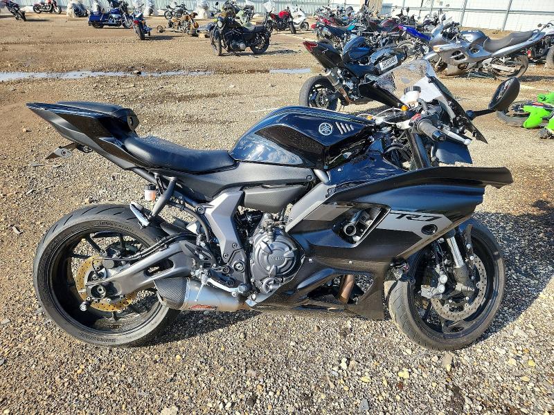 2025 Yamaha Yzf VIN JYARM38E4SA017518 COPART salvage auction — FRONT END, Il - Salvage Certificate, sold $1,600 on 2026-08-20 (photo 1)