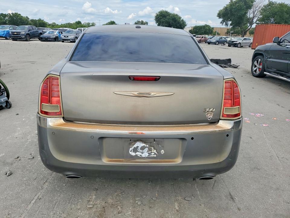 2011 Chrysler 300 VIN 2C3CA5CG3BH585675 COPART salvage auction — FRONT END, Fl - Certificate Of Title, sold $500 on 2026-07-02 (photo 6)
