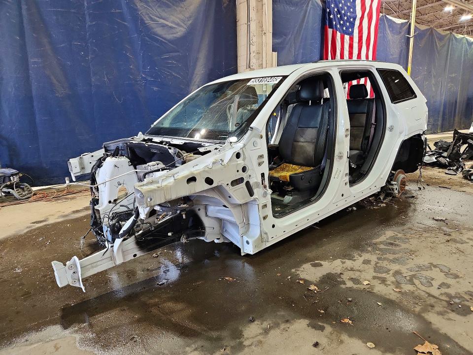 2020 Jeep Grand cherokee VIN 1C4RJFAGXLC390174 — COPART salvage auction photo