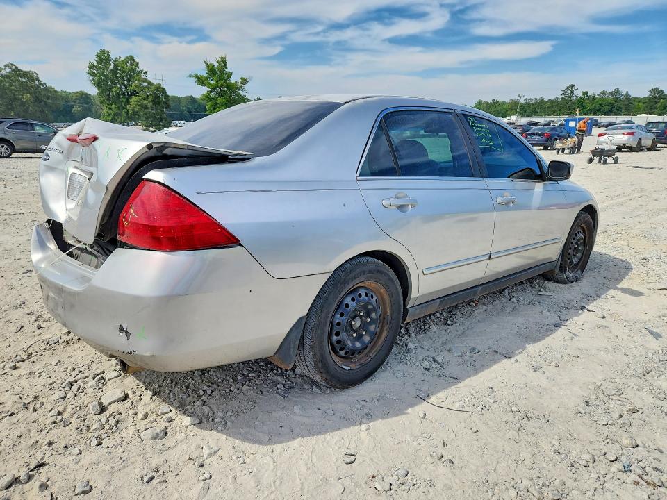 2007 Honda Accord VIN JHMCM56457C002715 COPART salvage auction — REAR END, Ga - Cert Of Title-Salvage, sold $450 on 2026-07-27 (photo 3)