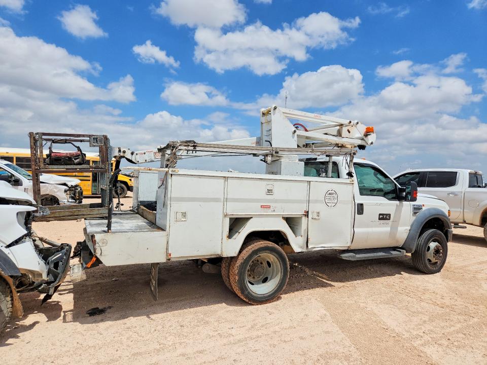 2008 Ford F-450 super duty VIN 1FDXF46Y78EA55394 COPART salvage auction — MECHANICAL, MT - CERTIFICATE OF TITLE, sold $400 on 2026-07-09 (photo 3)