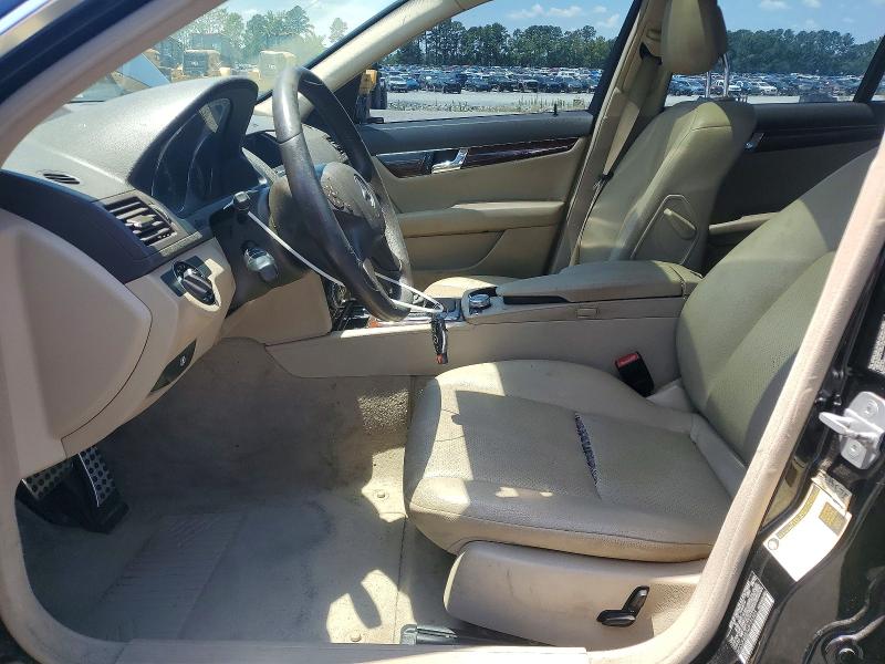 2010 Mercedes-benz C-klasse VIN WDDGF8BB7AR126885 COPART salvage auction — REAR END, NC - SALVAGE CERTIFICATE OF TITLE, sold $250 on 2026-07-28 (photo 7)