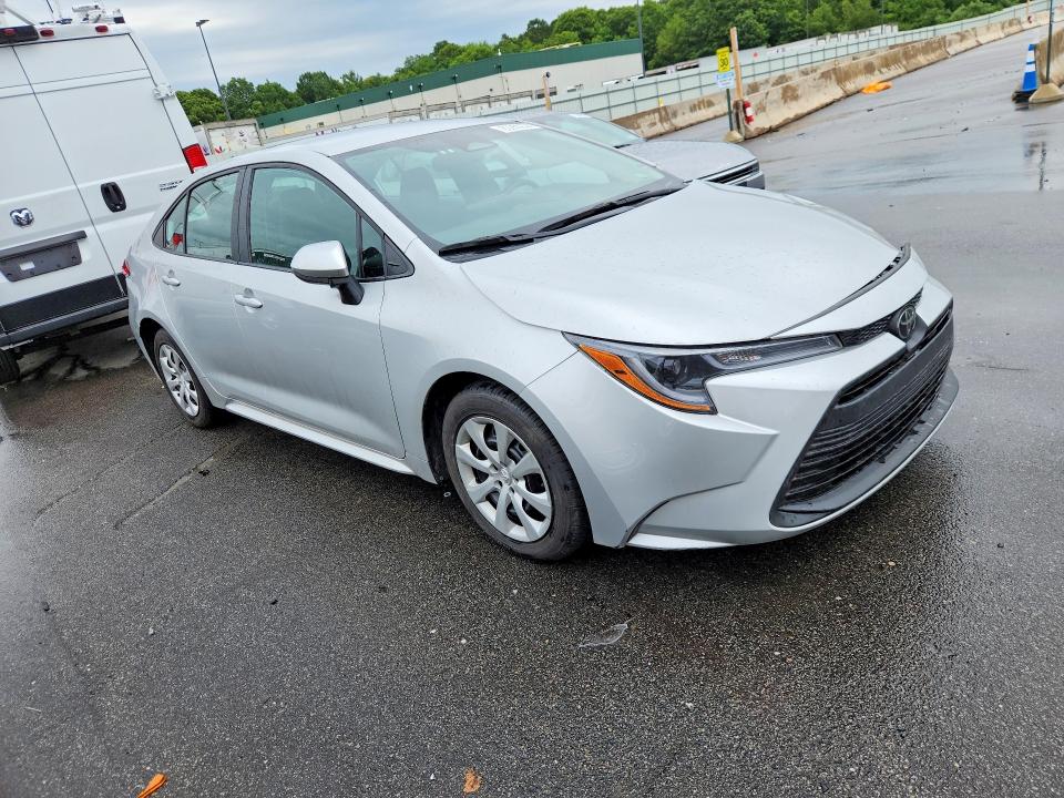 2024 Toyota Corolla VIN 5YFB4MDEXRP198163 COPART salvage auction — FRONT END, SC - CERTIFICATE OF TITLE, sold $12,000 on 2026-07-08 (photo 4)