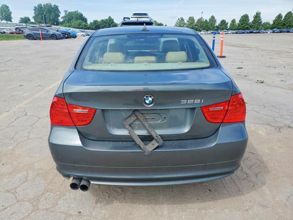 2011 BMW 3er VIN WBAPK5C59BA656818 COPART salvage auction — FRONT END, Mo - Salvage Certificate Of Title, sold $1,500 on 2026-07-17 (photo 6)