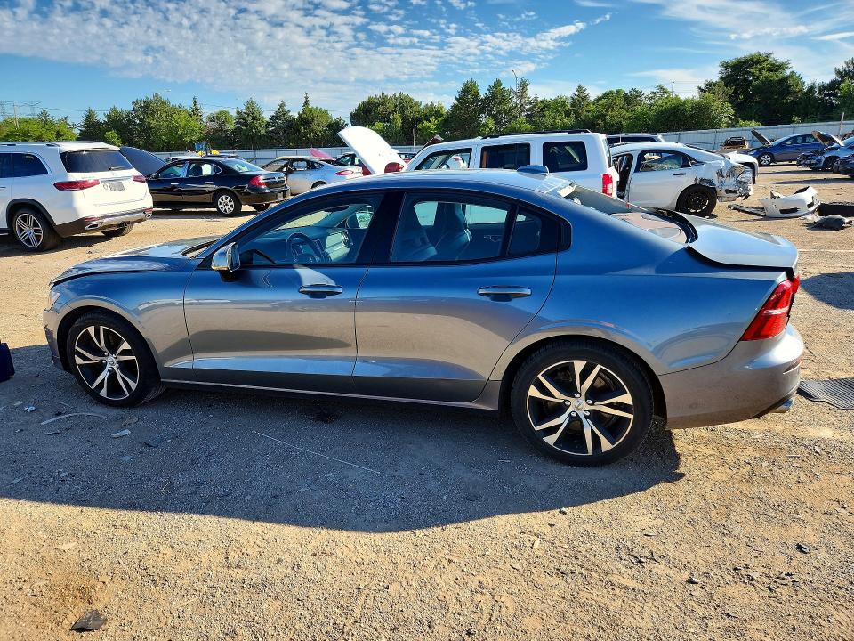 2020 Volvo VIN 7JRA22TK0LG066732 COPART salvage auction — REAR END, IL - SALVAGE CERTIFICATE, sold $4,900 on 2026-07-28 (photo 2)