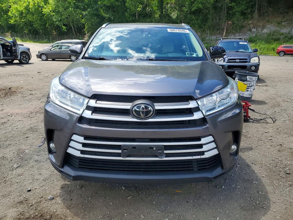 2018 Toyota Highlander VIN 5TDJZRFH7JS561872 COPART salvage auction — MINOR DENT/SCRATCHES, Ny - Certificate Of Title (P), sold $12,000 on 2026-07-14 (photo 5)