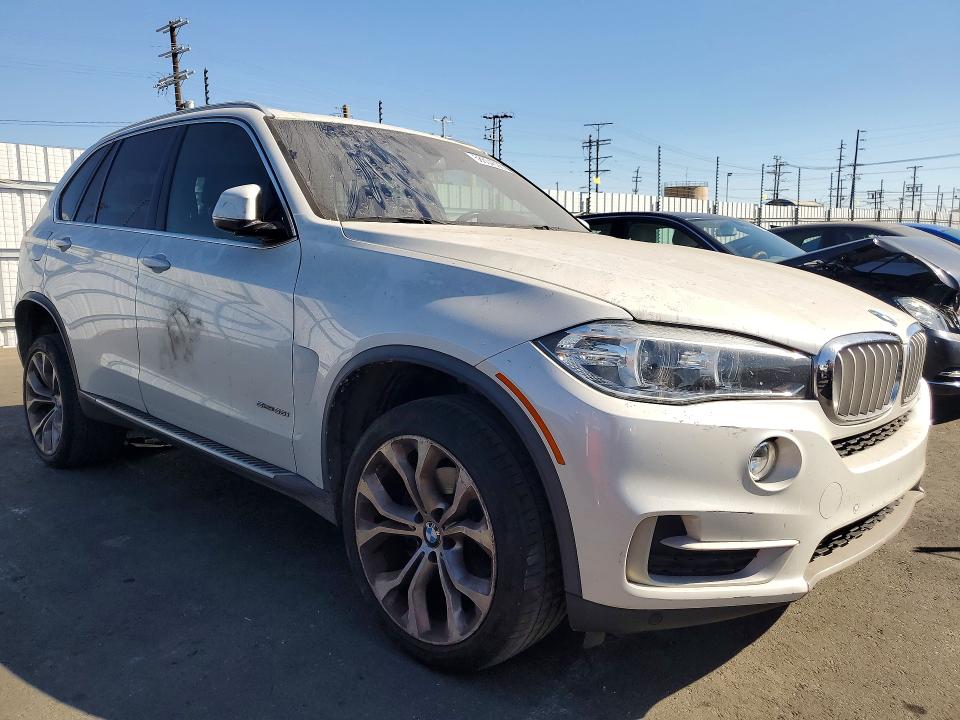 2017 BMW X5 VIN 5UXKR2C50H0U18957 COPART salvage auction — UNDERCARRIAGE, CA - CERTIFICATE OF TITLE, sold $2,300 on 2026-07-13 (photo 4)