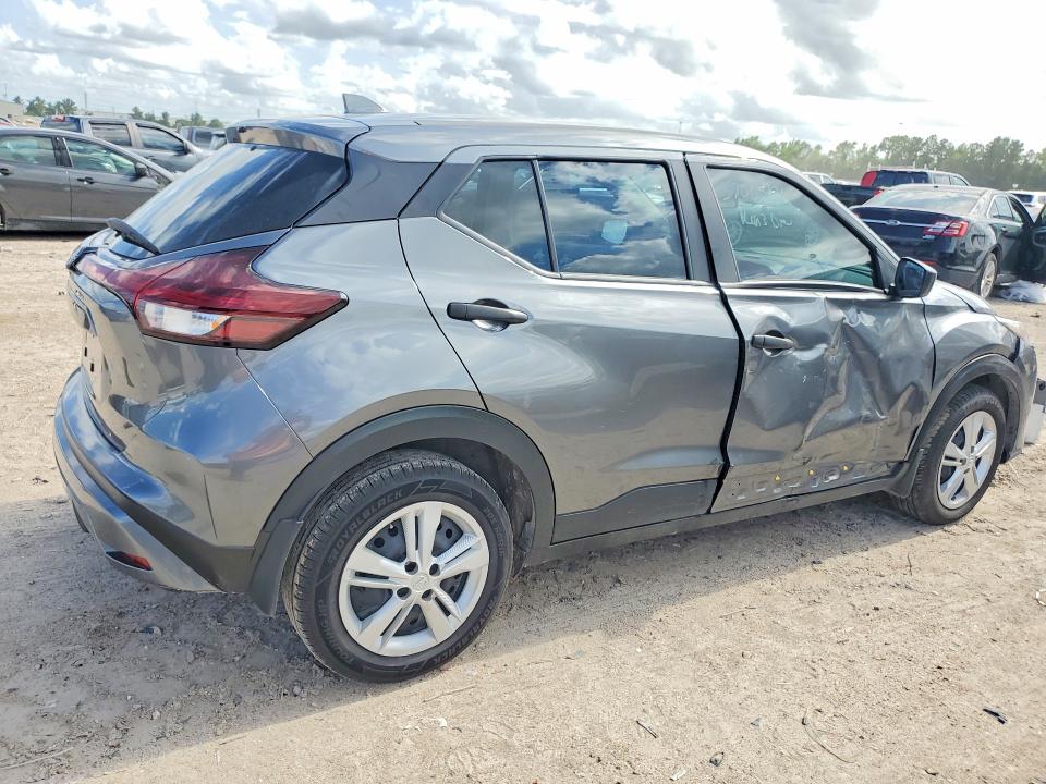 2024 Nissan Kicks VIN 3N1CP5BV2RL583916 COPART salvage auction — SIDE, Tx - Salvage Vehicle Title, sold $3,350 on 2026-07-28 (photo 3)