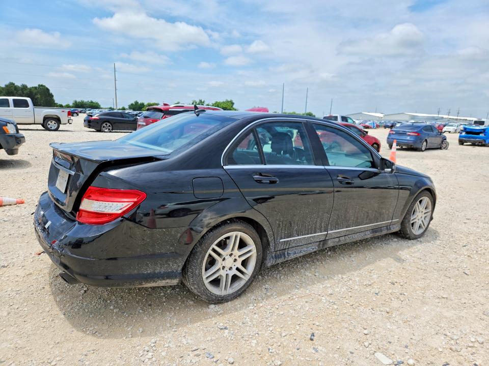2010 Mercedes-benz C-klasse VIN WDDGF5GB5AR106190 COPART salvage auction — REAR END, Tx - Salvage Vehicle Title, sold $400 on 2026-07-09 (photo 3)