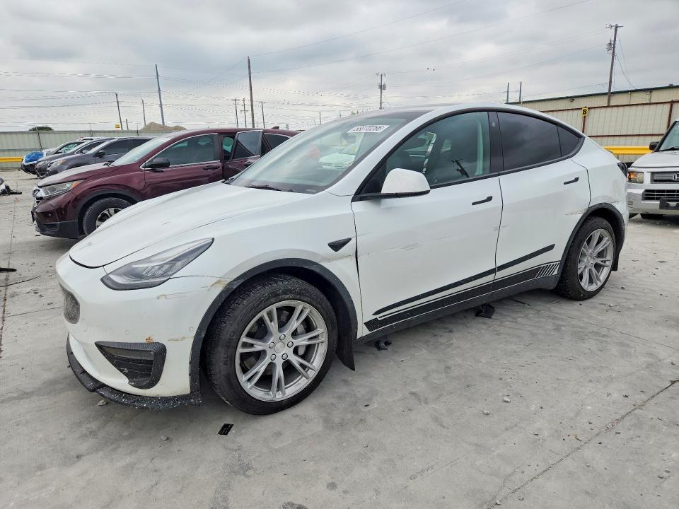 2022 Tesla VIN 7SAYGDEE9NF434469 COPART salvage auction — SIDE, Tx - Salvage Vehicle Title, sold $7,800 on 2026-07-07 (photo 1)