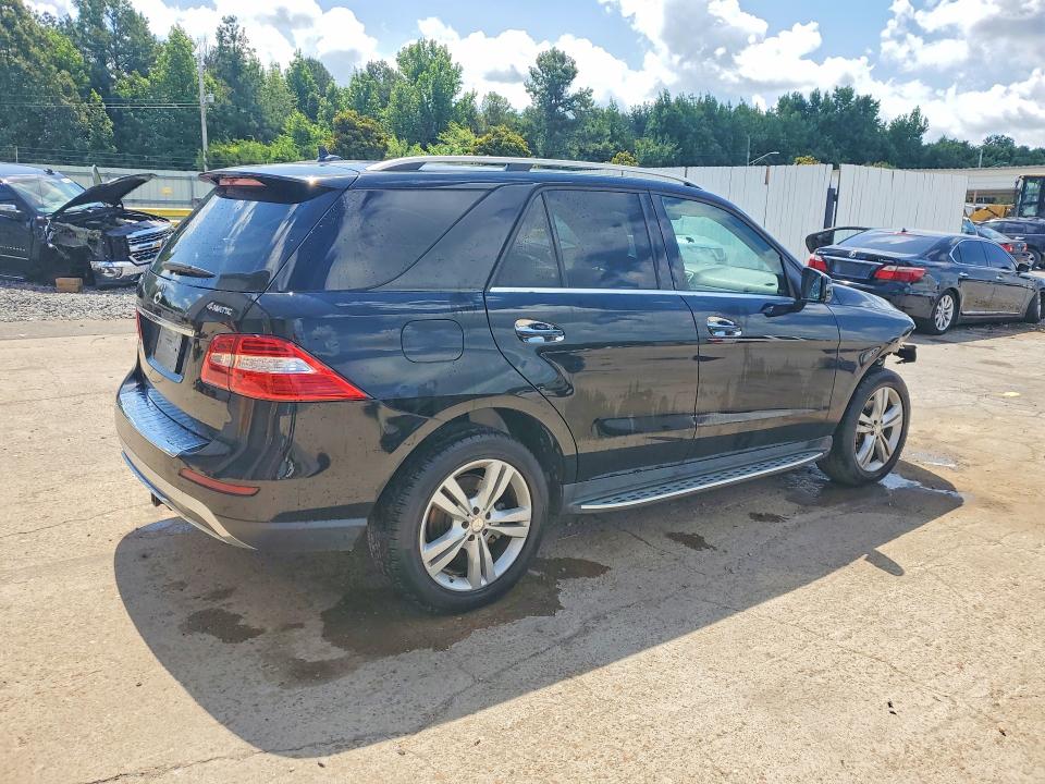2013 Mercedes-benz Ml-class VIN 4JGDA5HB8DA111862 COPART salvage auction — FRONT END, Tn - Salvage Certificate, sold $4,200 on 2026-07-09 (photo 3)