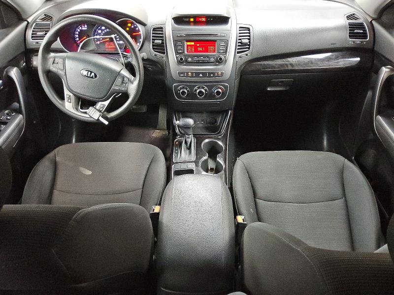 2014 Kia Sorento VIN 5XYKT3A6XEG504173 COPART salvage auction — NORMAL WEAR, IN - CERTIFICATE OF TITLE, sold $700 on 2026-07-23 (photo 8)