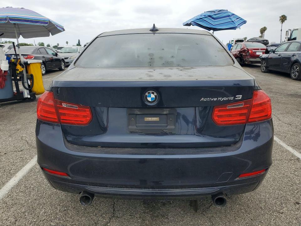 2013 BMW 3er VIN WBA3F9C50DF484159 COPART salvage auction — NORMAL WEAR, Ca - Dis/Dlr/Exp Only Clean Title, sold $700 on 2026-07-28 (photo 6)