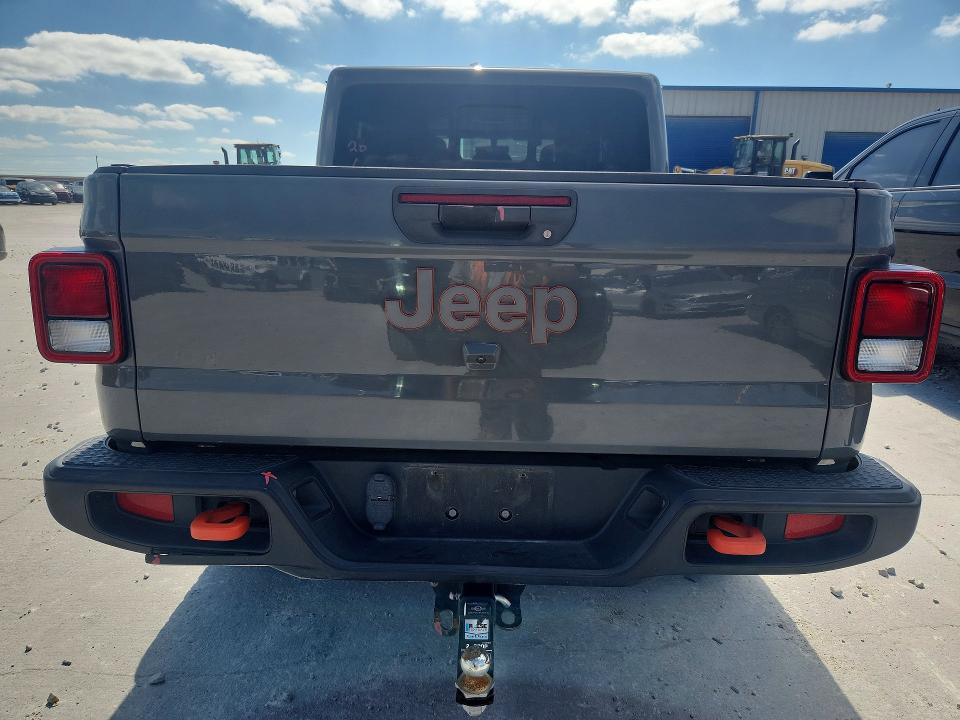 2021 Jeep Gladiator VIN 1C6JJTEGXML590776 COPART salvage auction — MECHANICAL, Salvage Title, sold $16,700 on 2026-08-28 (photo 6)