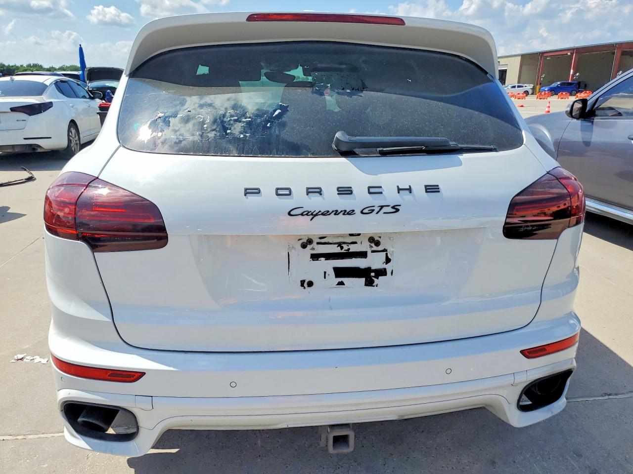 2016 Porsche Cayenne VIN WP1AD2A28GLA78473 COPART salvage auction — Minor Dent/Scratches, TX - CERTIFICATE OF TITLE, sold $9,700 on 2026-07-02 (photo 6)