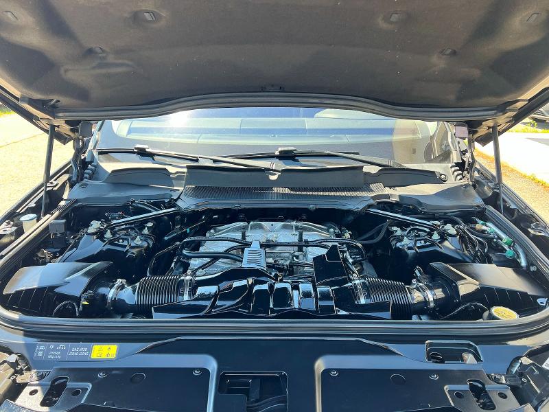 2019 Land rover Discovery VIN SALRG2RV4K2400835 COPART salvage auction — MINOR DENT/SCRATCHES, MA - CERTIFICATE OF TITLE (P), sold $9,900 on 2026-07-17 (photo 7)