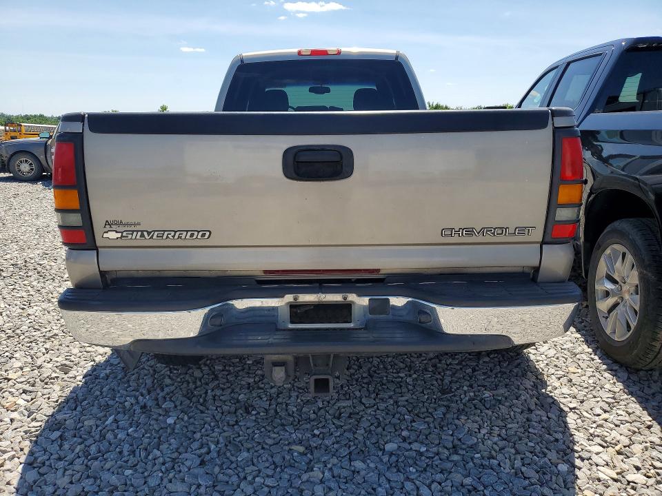 2003 Chevrolet Silverado VIN 1GCJK33113F153752 COPART salvage auction — SIDE, Ky - Cert Of Title-Salvage, sold $2,550 on 2026-07-09 (photo 6)