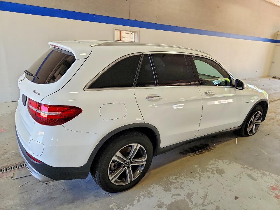 2019 Mercedes-benz Glc VIN WDC0G5EB2KF529303 COPART salvage auction — SIDE, Va - Cert Of Title - Salvage, sold $10,200 on 2026-07-02 (photo 3)