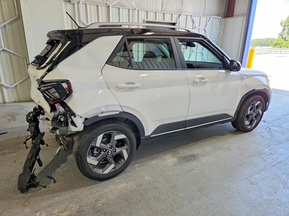 2025 Hyundai Venue VIN KMHRC8A30SU412285 COPART salvage auction — REAR END, Nc - Salvage Certificate Of Title, sold $250 on 2026-07-28 (photo 3)