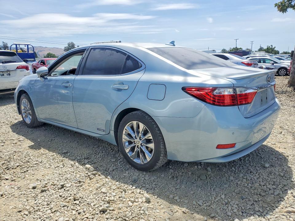 2013 Lexus ES VIN JTHBW1GG7D2014275 COPART salvage auction — MECHANICAL, Ca - Salvage Certificate, sold $2,550 on 2026-07-07 (photo 2)