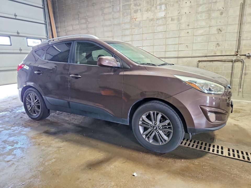 2015 Hyundai Tucson VIN KM8JUCAG1FU030093 COPART salvage auction — FRONT END, Va - Certificate Of Title, sold $1,900 on 2026-07-28 (photo 4)