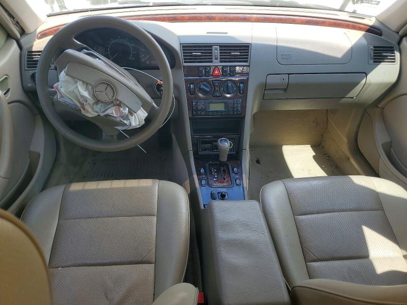 2000 Mercedes-benz C-klasse VIN WDBHA24G1YA849691 COPART salvage auction — FRONT END, Nc - Salvage Certificate Of Title, sold $675 on 2026-07-10 (photo 8)
