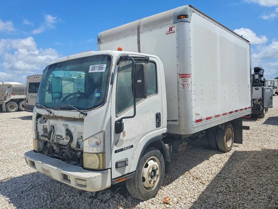 2010 Isuzu Nqr VIN JALE5W162A7901827 — COPART salvage auction photo