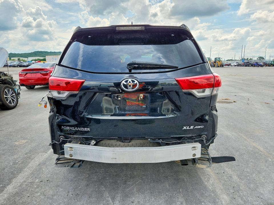 2017 Toyota Highlander VIN 5TDJZRFH4HS400177 COPART salvage auction — SIDE, OK - CERT OF TITLE-SALVAGE, sold $6,000 on 2026-07-29 (photo 6)
