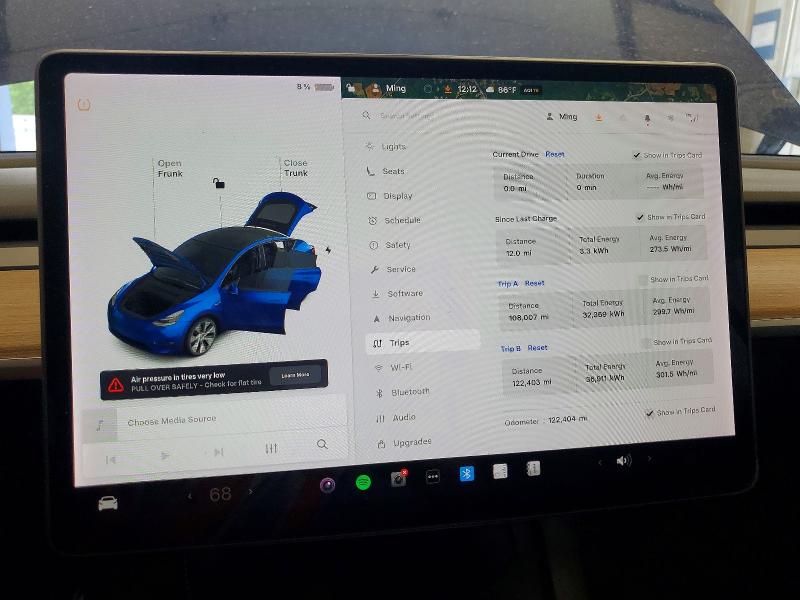 2021 Tesla Model y VIN 5YJYGDEE3MF255985 COPART salvage auction — SIDE, Me - Cert Of Title-Salvage Collisio, sold $6,500 on 2026-07-09 (photo 9)