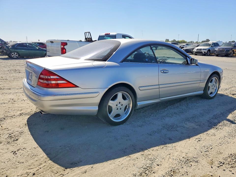 2002 Mercedes-benz Cl-class VIN WDBPJ78J82A026794 COPART salvage auction — NORMAL WEAR, Ca - Dis/Dlr/Exp Only Clean Title (P), sold $2,900 on 2026-07-09 (photo 3)