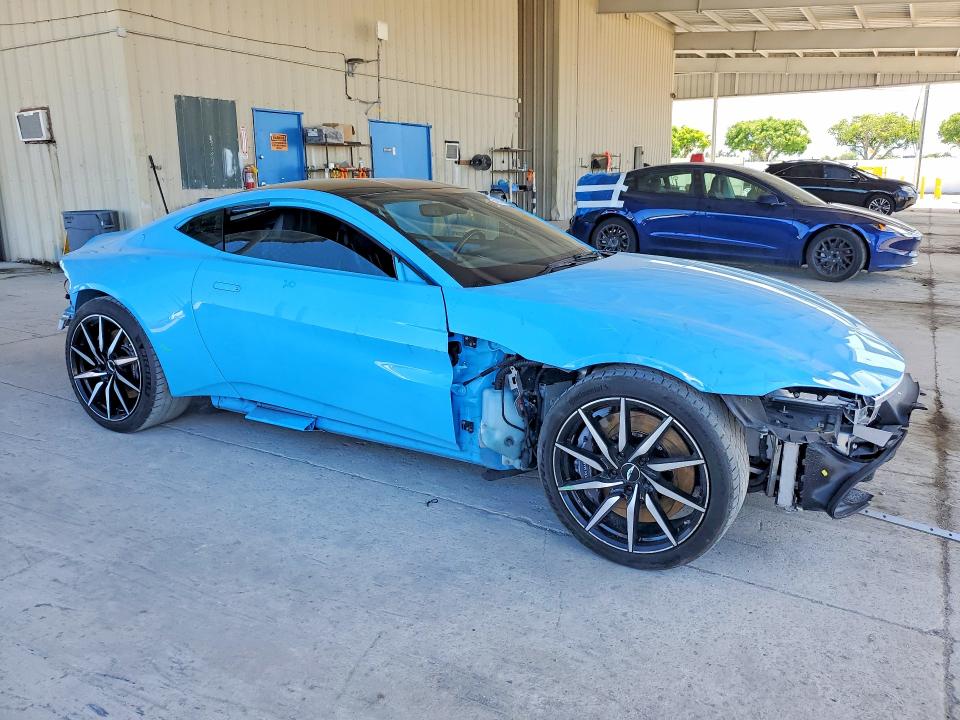 2019 Aston martin VIN SCFSMGAW3KGN00528 COPART salvage auction — FRONT END, Fl - Cert Of Title Slvg Rebuildable, sold $34,250 on 2026-08-12 (photo 4)