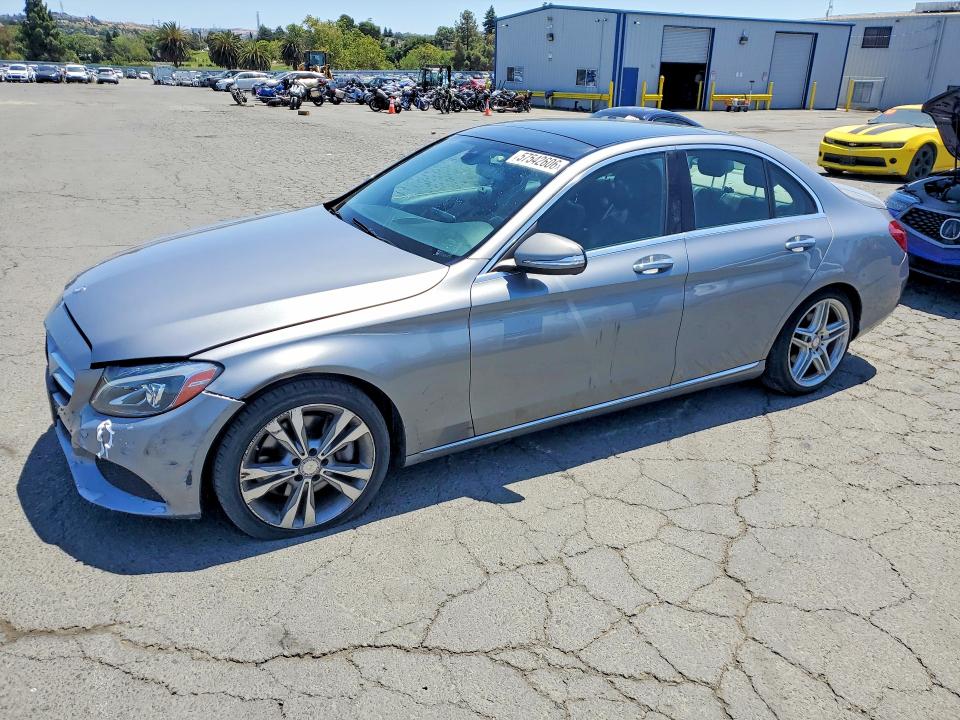 2015 Mercedes-benz C-klasse VIN 55SWF4JB3FU065661 COPART salvage auction — MINOR DENT/SCRATCHES, Fl - Dis/Dlr/Exp Only Clean Title, sold $3,850 on 2026-07-24 (photo 1)