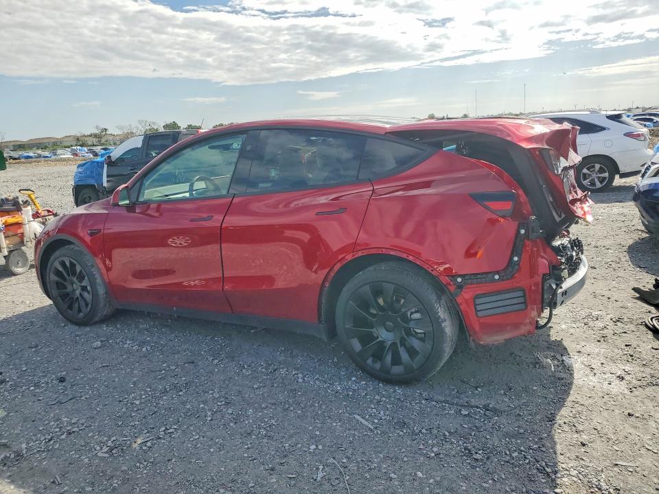 2025 Tesla Model y VIN 7SAYGDEE6SA352627 COPART salvage auction — REAR END, Fl - Cert Of Title Slvg Rebuildable, sold $14,300 on 2026-07-06 (photo 2)