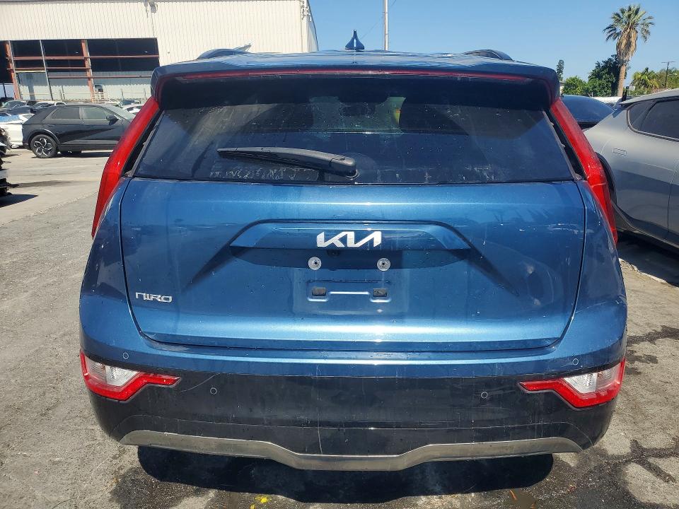 2024 Kia Niro VIN KNDCR3L12R5121430 COPART salvage auction — Burn Engine, CA - NON-REPAIRABLE VEHICLE CERT, sold $2,400 on 2026-07-14 (photo 6)