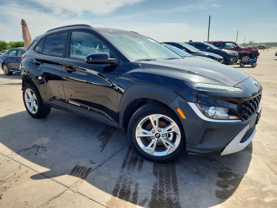 2022 Hyundai Kona VIN KM8K62AB9NU881764 COPART salvage auction — REAR END, Tx - Certificate Of Title, sold $5,600 on 2026-07-23 (photo 4)