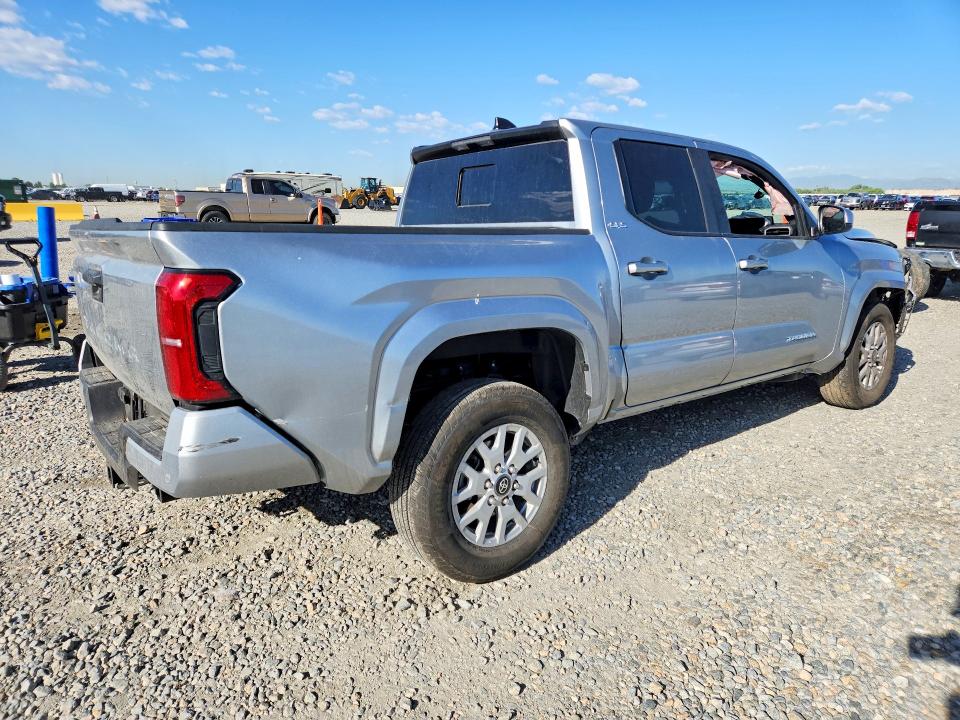 2026 Toyota Tacoma VIN 3TMLB5JN8TM243667 COPART salvage auction — FRONT END, Co - Public - Salvage Title, sold $14,500 on 2026-08-25 (photo 3)