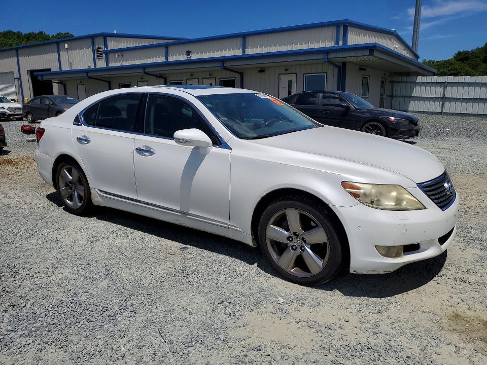 2010 Lexus Ls 460 VIN JTHBL5EF8A5098563 COPART salvage auction — FRAME DAMAGE, Nc - Dlr Only-Clean/Over 25% Damage, sold $1,500 on 2026-07-02 (photo 4)