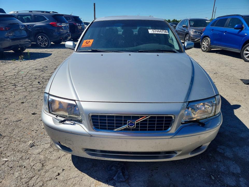 2004 Volvo S80 VIN YV1TS92D341337638 COPART salvage auction — WATER/FLOOD, In - Cert Of Title-Salvage Flood, sold $200 on 2026-07-28 (photo 5)