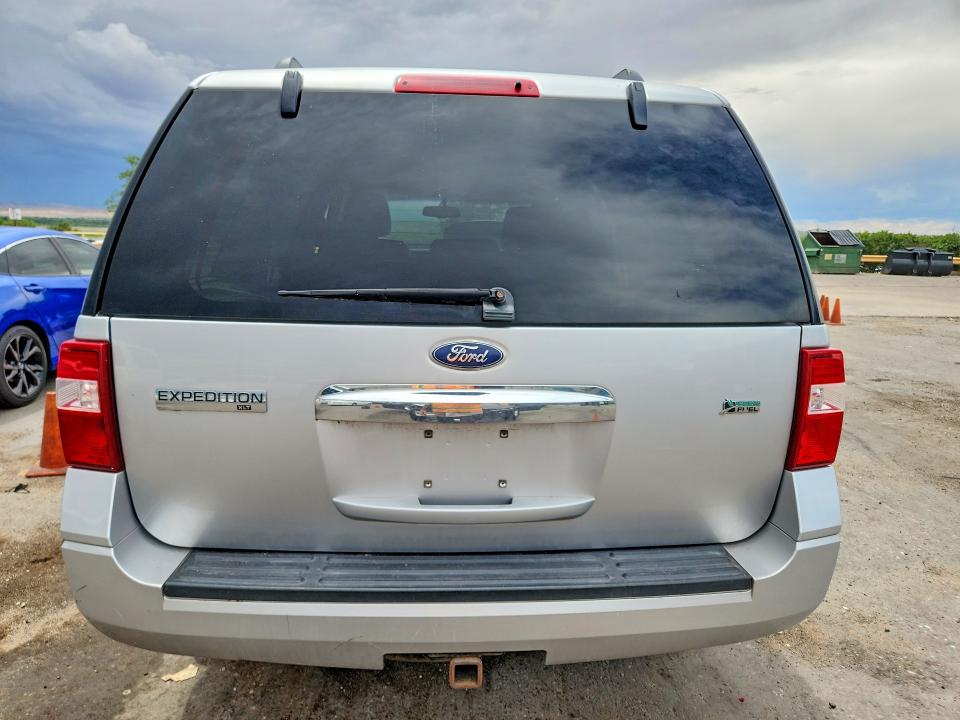 2010 Ford Expedition VIN 1FMJU1G52AEB63524 COPART salvage auction — HAIL, Nm - Certificate Of Title, sold $750 on 2026-07-02 (photo 6)