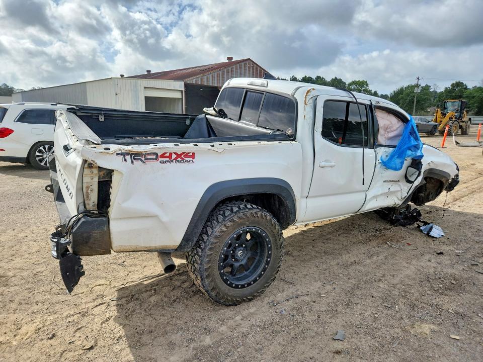 2016 Toyota Tacoma VIN 5TFCZ5AN8GX042184 COPART salvage auction — ALL OVER, La - Cert Of Title-Salvage, sold $2,450 on 2026-07-10 (photo 3)
