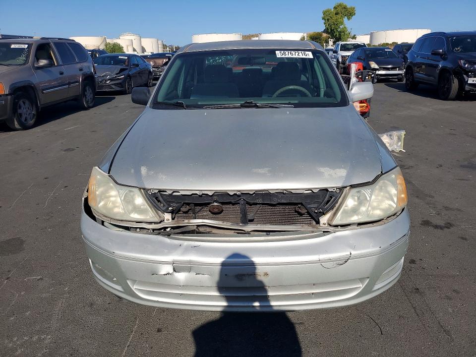 2001 Toyota Avalon VIN 4T1BF28BX1U152916 COPART salvage auction — FRONT END, CA - SALVAGE CERTIFICATE, sold $525 on 2026-07-08 (photo 5)
