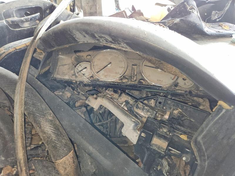 2006 Chrysler 300c VIN 2C3KA63H36H353321 COPART salvage auction — FRONT END, Az - Certificate Of Title, sold $475 on 2026-08-19 (photo 9)