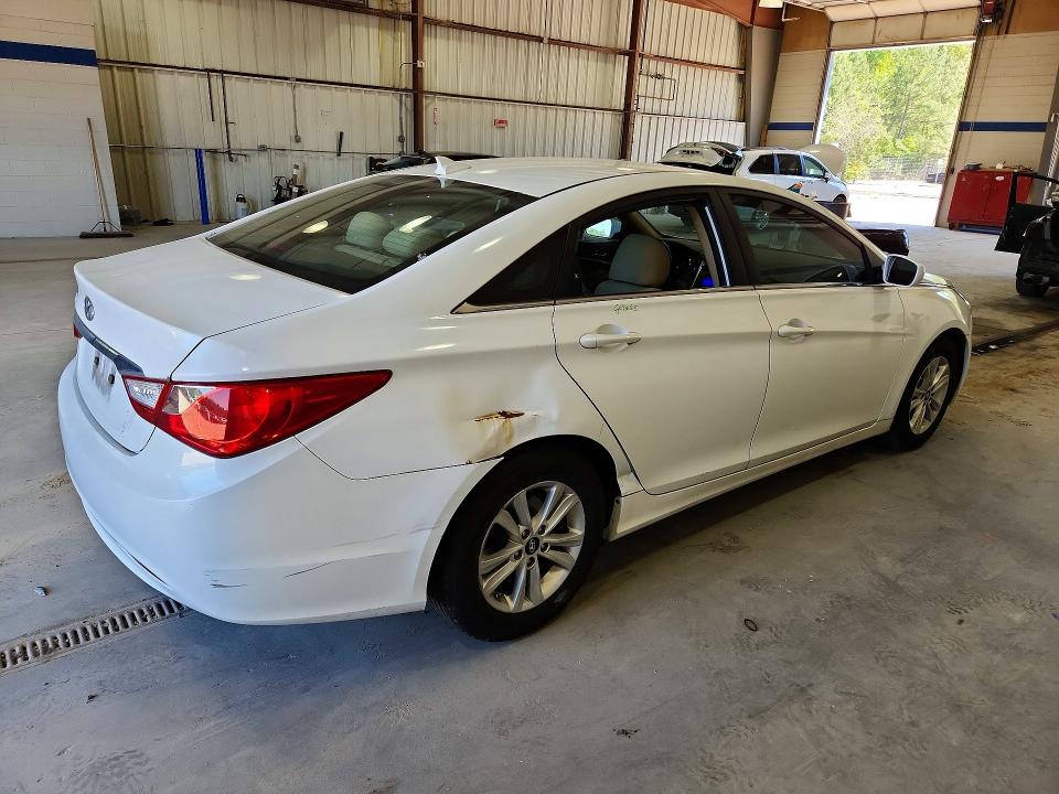 2012 Hyundai Sonata VIN 5NPEB4AC1CH455866 COPART salvage auction — SIDE, VA - CERTIFICATE OF TITLE, sold $650 on 2026-07-02 (photo 3)