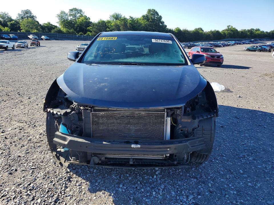 2016 Hyundai Santa fe VIN 5XYZT3LB0GG379101 COPART salvage auction — FRONT END, VA - CERT OF TITLE - SALVAGE, sold $2,450 on 2026-07-09 (photo 5)