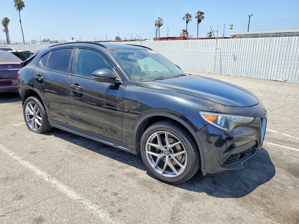 2019 Alfa romeo Stelvio VIN ZASPAKANXK7C41468 COPART salvage auction — REAR END, Ca - Salvage Certificate, sold $3,950 on 2026-07-24 (photo 4)