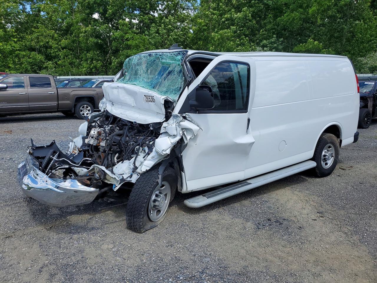 2022 Chevrolet Express 2500 VIN 1GCWGAFP3N1224171 — COPART salvage auction photo