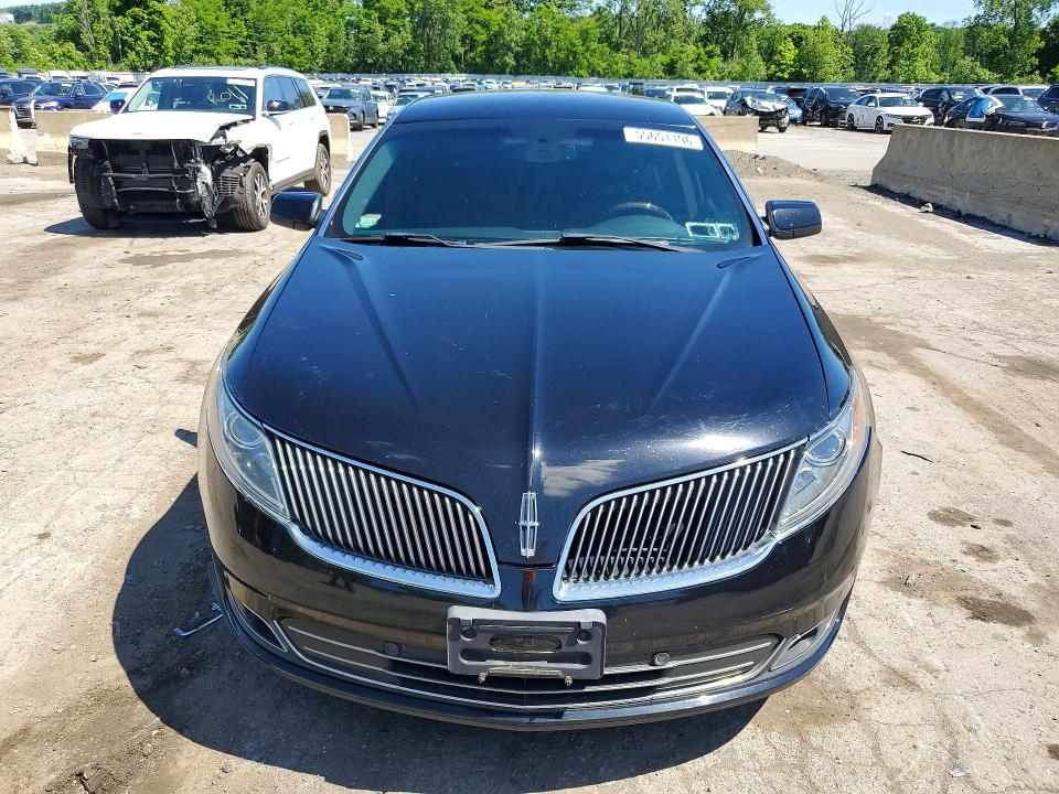 2016 Lincoln Mks VIN 1LNHL9EK9GG603194 COPART salvage auction — NORMAL WEAR, Ny - Certificate Of Title, sold $500 on 2026-07-09 (photo 5)