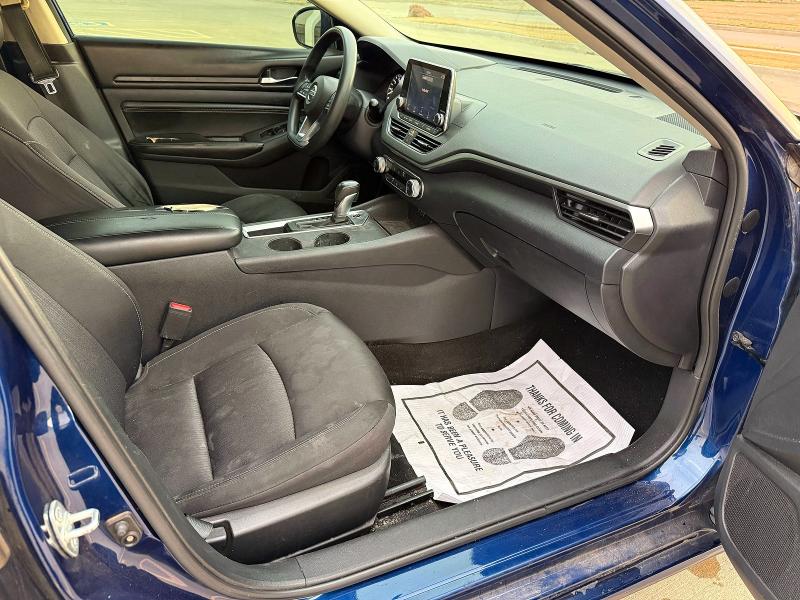 2019 Nissan Altima VIN 1N4BL4BV7KC152316 COPART salvage auction — MINOR DENT/SCRATCHES, Ok - Certificate Of Title (P), sold $2,400 on 2026-07-02 (photo 5)