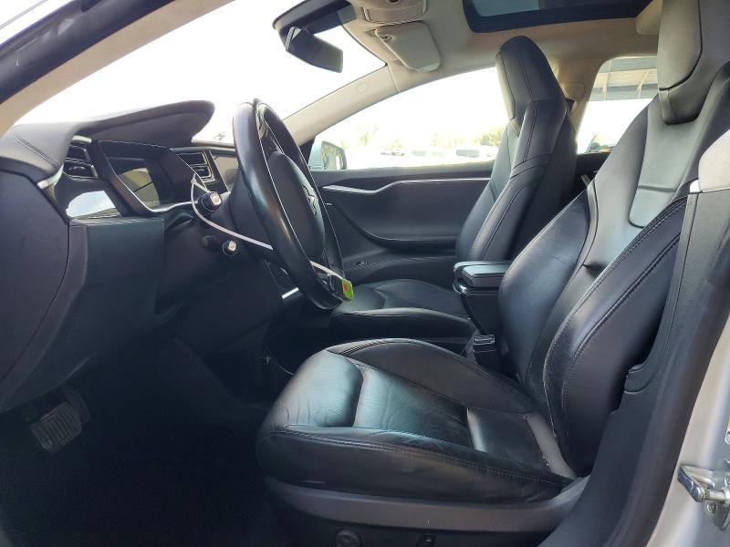 2015 Tesla Model s VIN 5YJSA1E16FF116097 COPART salvage auction — MINOR DENT/SCRATCHES, Ca - Dis/Dlr/Exp Only Clean Title (P), sold $2,750 on 2026-07-02 (photo 7)