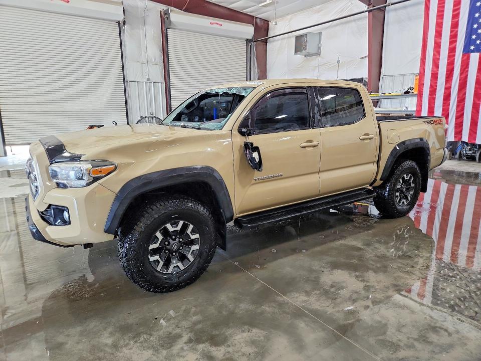 2017 Toyota Tacoma VIN 5TFCZ5AN3HX051750 COPART salvage auction — ROOF, Il - Salvage Certificate, sold $375 on 2026-07-29 (photo 1)